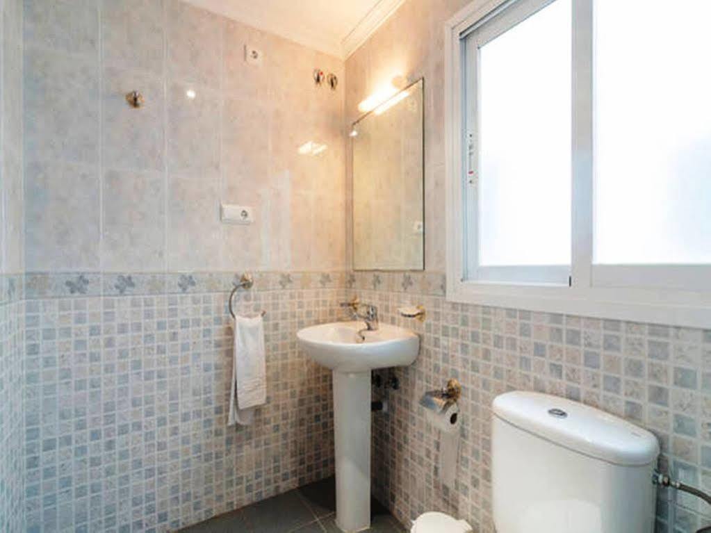 טורמולינוס Vicenta Apartaments מראה חיצוני תמונה