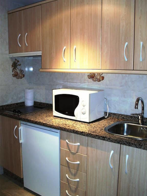 טורמולינוס Vicenta Apartaments מראה חיצוני תמונה